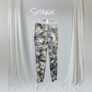 Spanx Women's Camouflage Pants